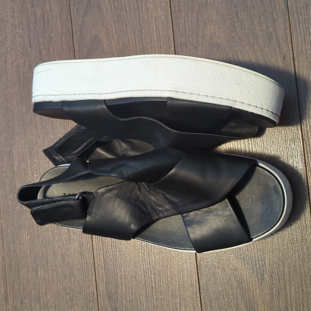 Vince Leather Slingback Sandals - Picture 6 of 13